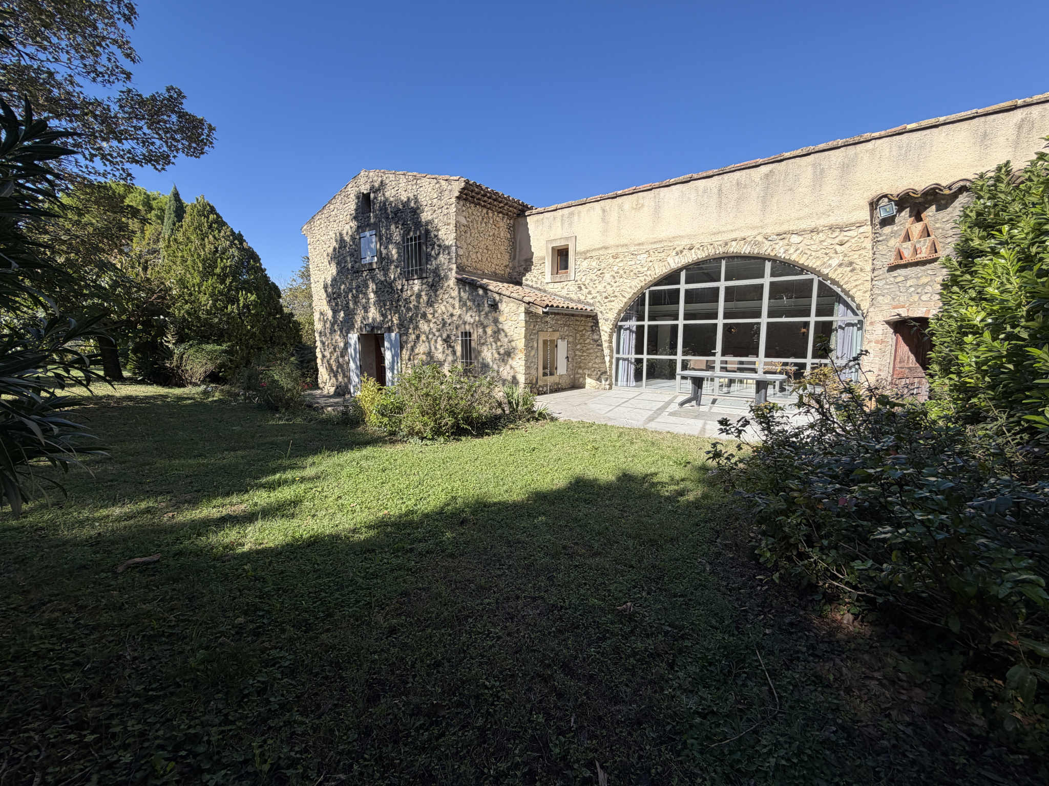 Maison 7 pièces 260 m² · à Mirmande · 260 m² · 590 000 €